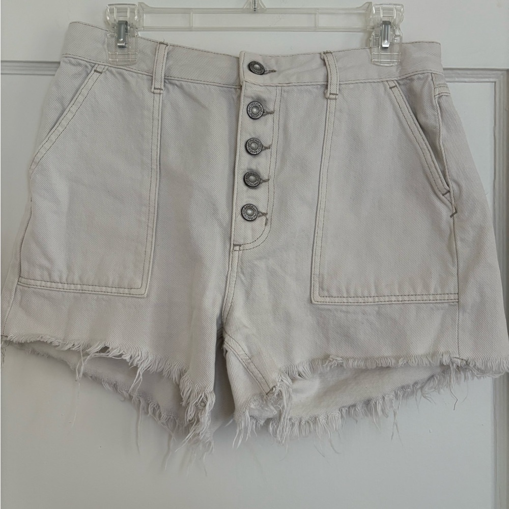 Women's Free People Frayed Hem Button-Fly Shorts
